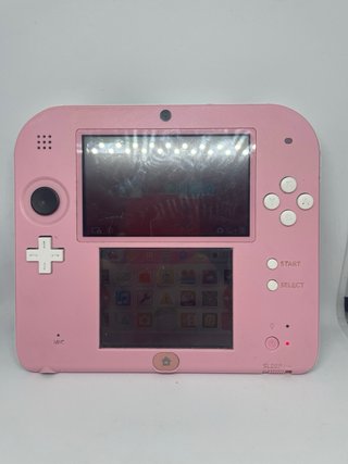 Nintendo 2DS Edizione Tomodachi Life Rosa
