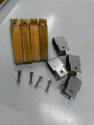 Somier de madera 135x185 con patas