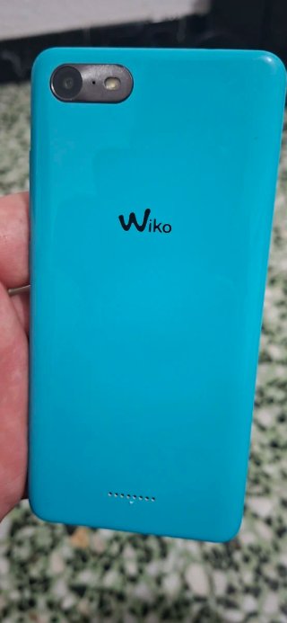 Telefono con WhatsApp