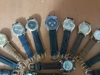 Lotto 24 Orologi Vintage