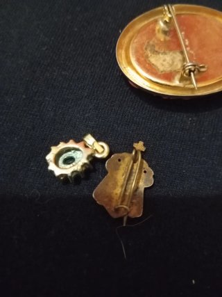 Lote Gioielleria Vintage: Orologi, Fermacapelli e Altro