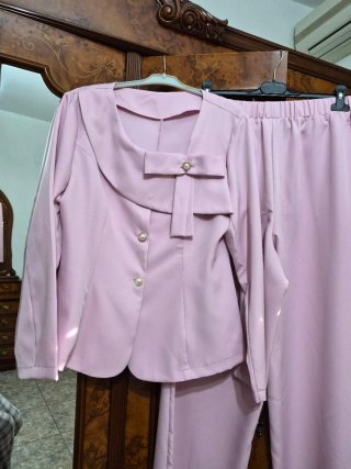 Traje lila-rosa talla XXXL
