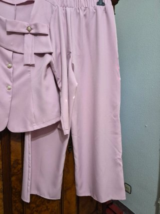 Traje lila-rosa talla XXXL