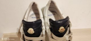Zapatillas Moncler Blancas.