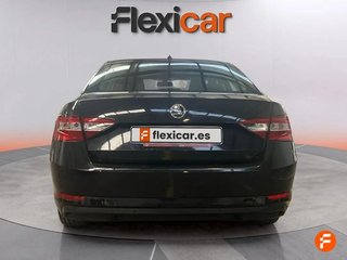 Skoda Superb 2.0 TDI 110KW DSG Style