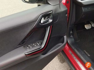 Peugeot 2008 GTLINE 1.2 PURETECH