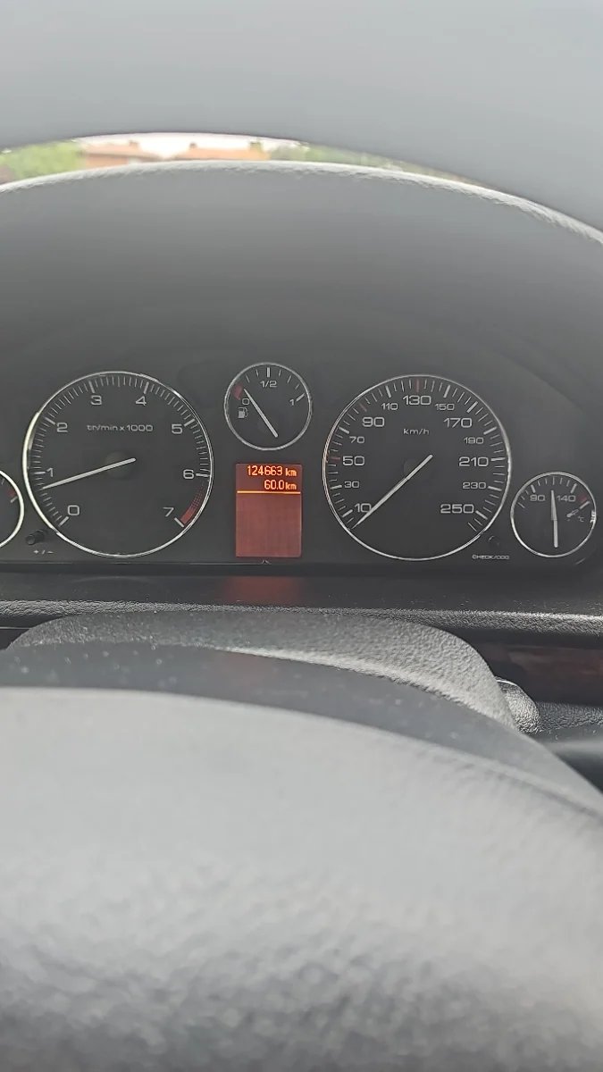 Peugeot 407 2007 - foto 1