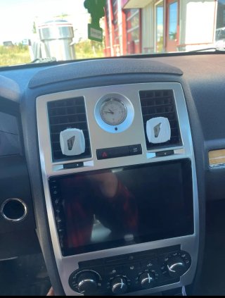 Rádio Chrysler 300C Android 14 + GPS + Carplay.