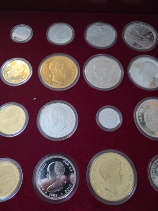 Colección 23 Monedas Oro y Plata historia  peseta