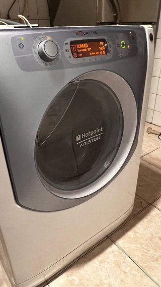 Lavadora secadora Aqualtis Hotpoint