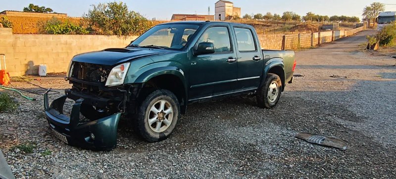 Isuzu D-Max 2007 - foto 1