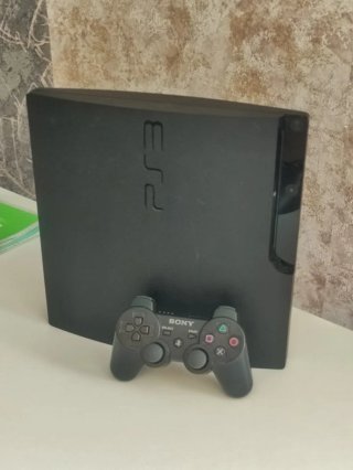 Consola PS3 Slim Negra hin