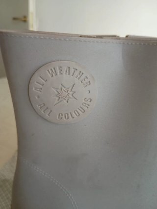 Stivaletti pioggia beige