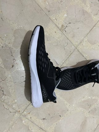 Zapatillas Kalenji Negras y Grises
