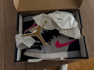 Nike Jordan Retro 1 Mujer T37.5