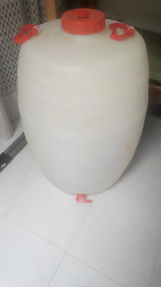 Bidón agua 100L con grifo