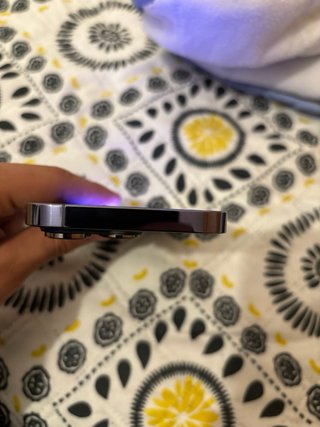 iPhone 14 Pro Morado