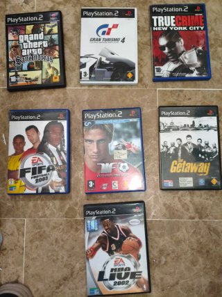 7 fundas carcasas PS2