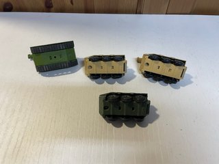 4 Tanques de Juguete Majorette.