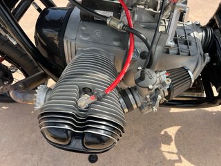 BMW R 100 Custom Negra y Dorada
