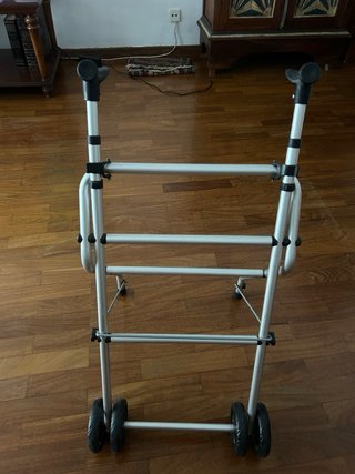 Andador Taca-taca plegable