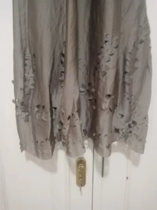 Traje de fiesta verde oliva