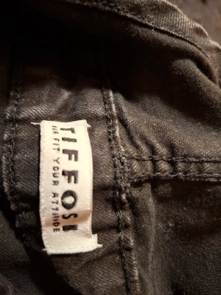 Peto corto Tiffosi negro 9 años