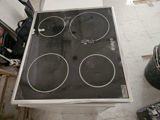 Vitrocerámica Edesa 4 fuegos con horno