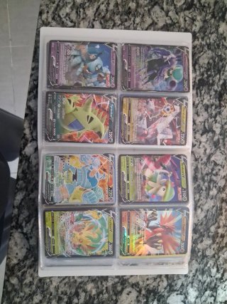 Álbum de Cartas Pokémon Dorado