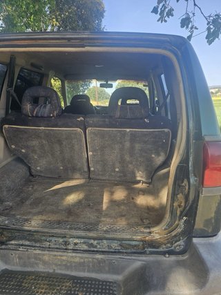 Nissan Terrano II 2000