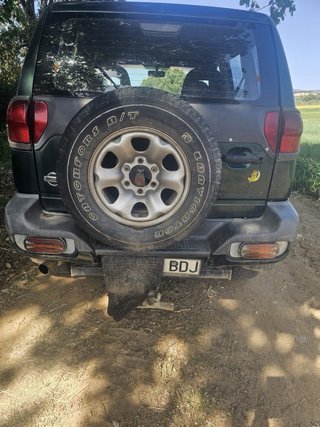 Nissan Terrano II 2000