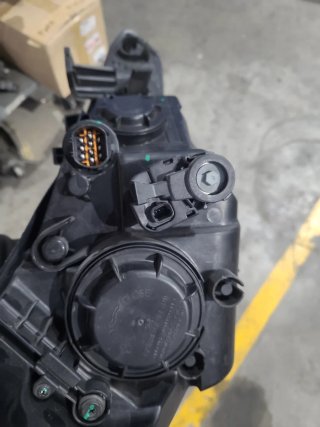 Faro Izquierdo Hyundai i20