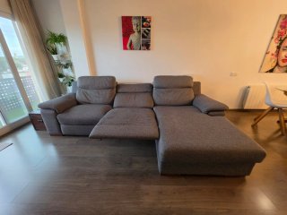 Sofá modular gris tela