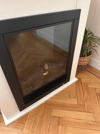 Chimenea Eléctrica Blanca y Negra