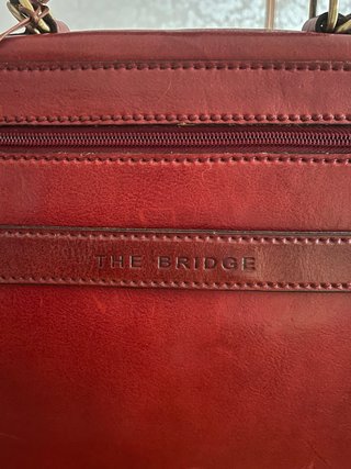 Cartella The Bridge classica in pelle rossa