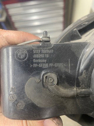 Tapa depósito gasolina BMW Serie 1 E87