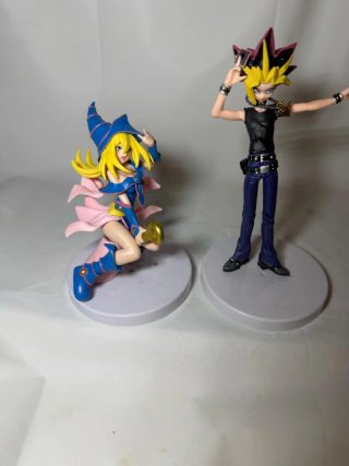 Figuras Yugi Oh Dark Magician & Yugi