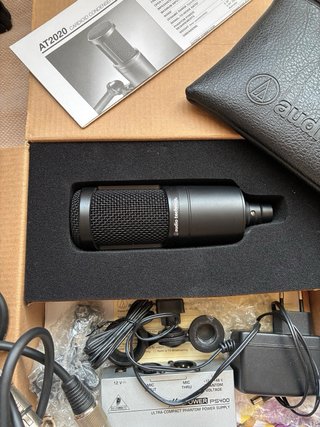Micrófono Audio-Technica AT2020