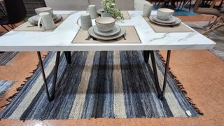Mesa Comedor Moderna 140cm