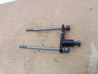 Soporte BMW C400GT C400X 2018-25 muelle motor