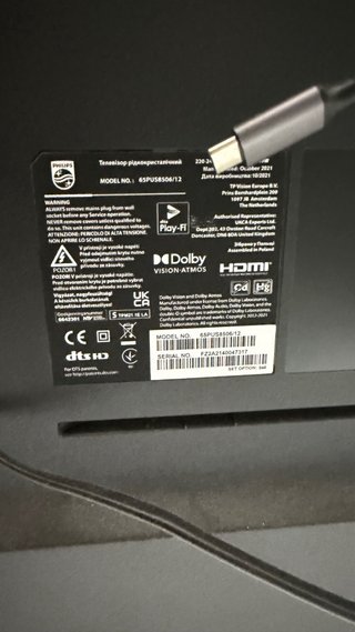 TV Philips 65” con Ambilight