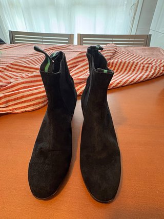 Botines Flamenco  Negro en ante de niño Talla 35