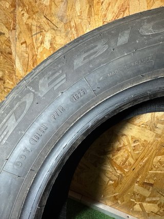 Neumático Debica 215/60R16 99V