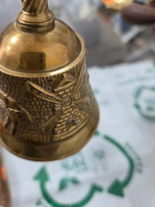 Campana de bronce