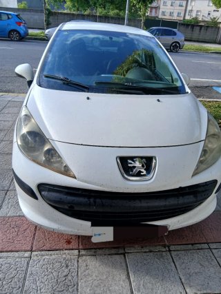 Peugeot 207 1.4hdi de 70cv itv asta noviembre