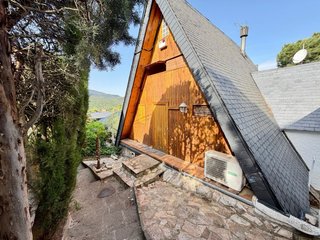 CASA A 4 VENTS AMB PISCINA EN VENDA A VACARISSES