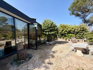 CASA A 4 VENTS AMB PISCINA EN VENDA A VACARISSES