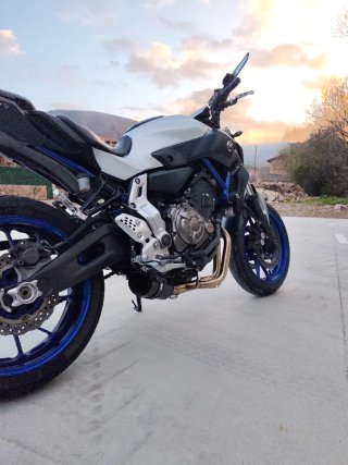 Escape SC para Yamaha MT-07