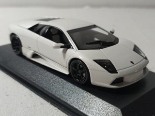 Lamborghini Murcielago de 2004 a escala 1/43