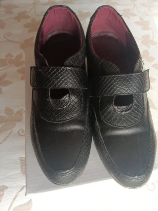 Zapatos negros talla 37